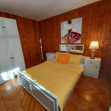 Apartments Gabriel Nin Extérieur photo