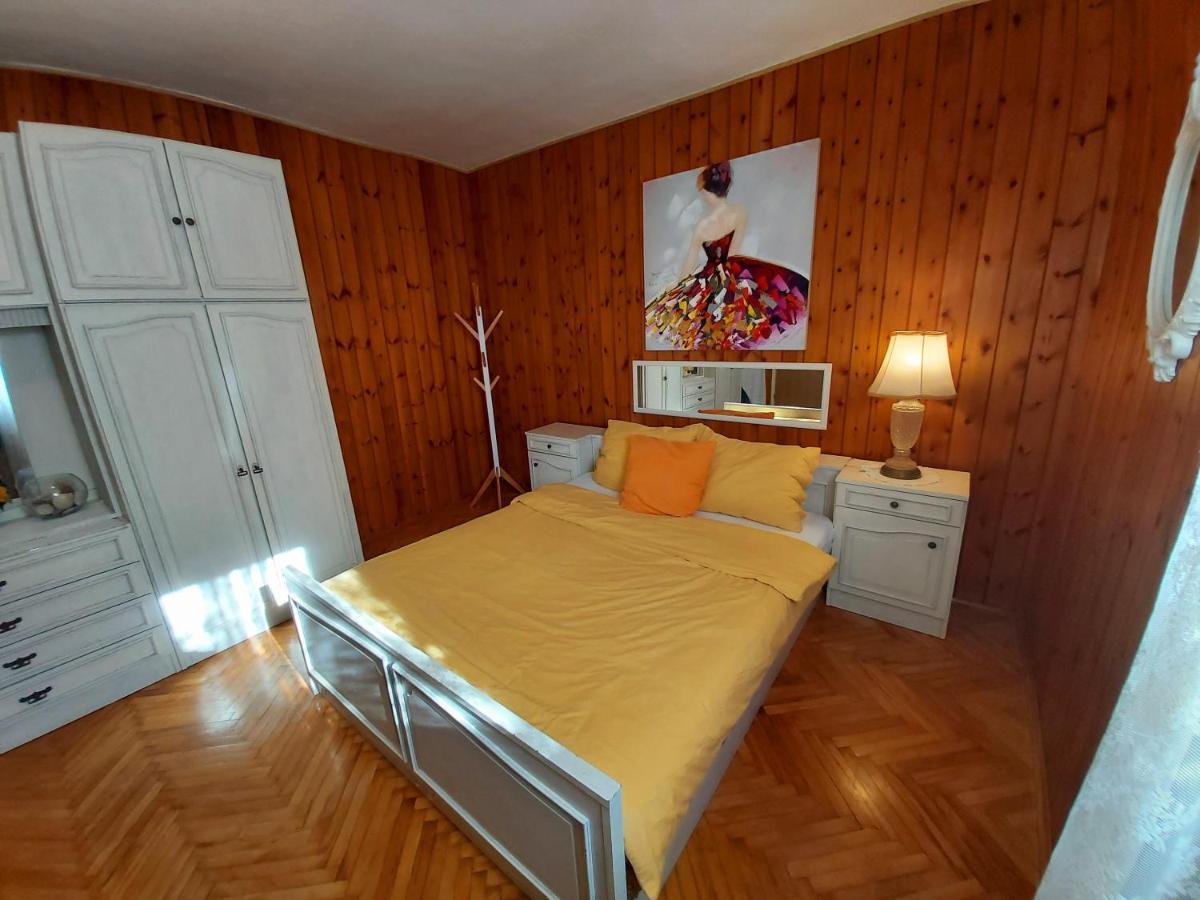 Apartments Gabriel Nin Extérieur photo